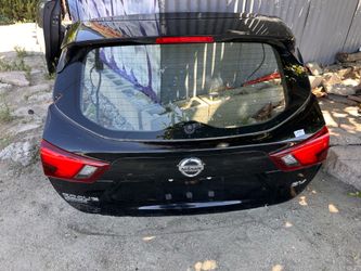 2017-2023 NISSAN ROGUE SPORT TAILGATE