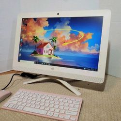 Like New HP 20 Inch All In One Desktop PC Keyboard & Mouse Is Included 