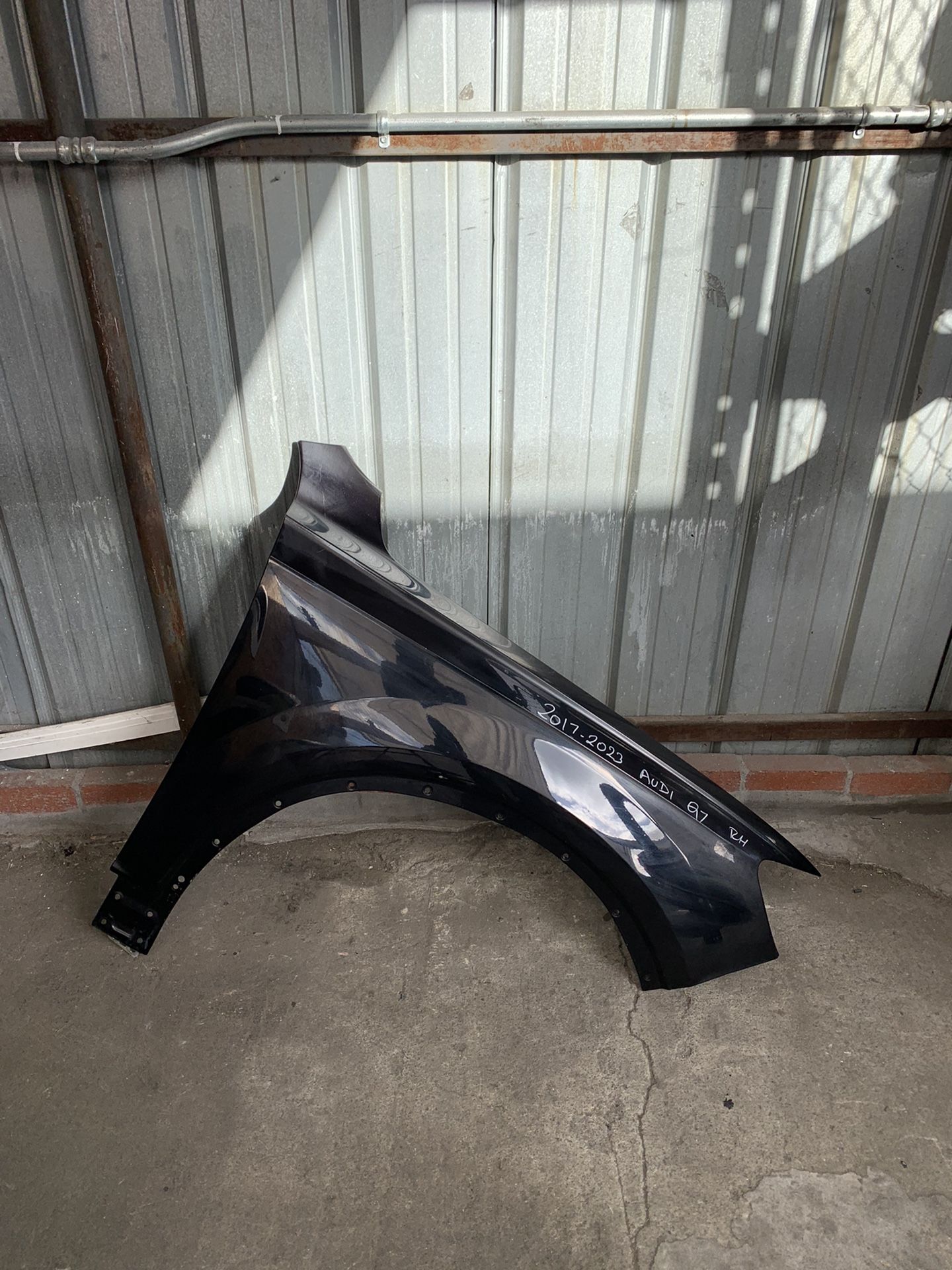 2017 2018 2019 2020 2021 2022 2023 AUDI Q7 RIGHT SIDE FENDER OEM USED
