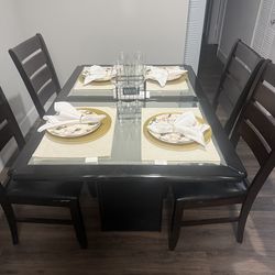 Dining table with chairs