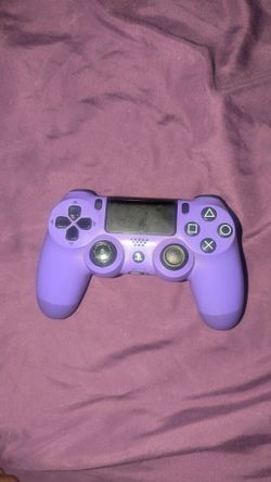 PS4 DualShock 4 Purple Controller - Works Plugged In - Battery Issue