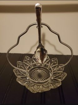 Sugar Bowl Stand With Hanging Spoon 