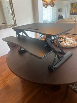 Computer desk riser - MI7927E