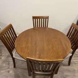 Dining set with 4 chairs