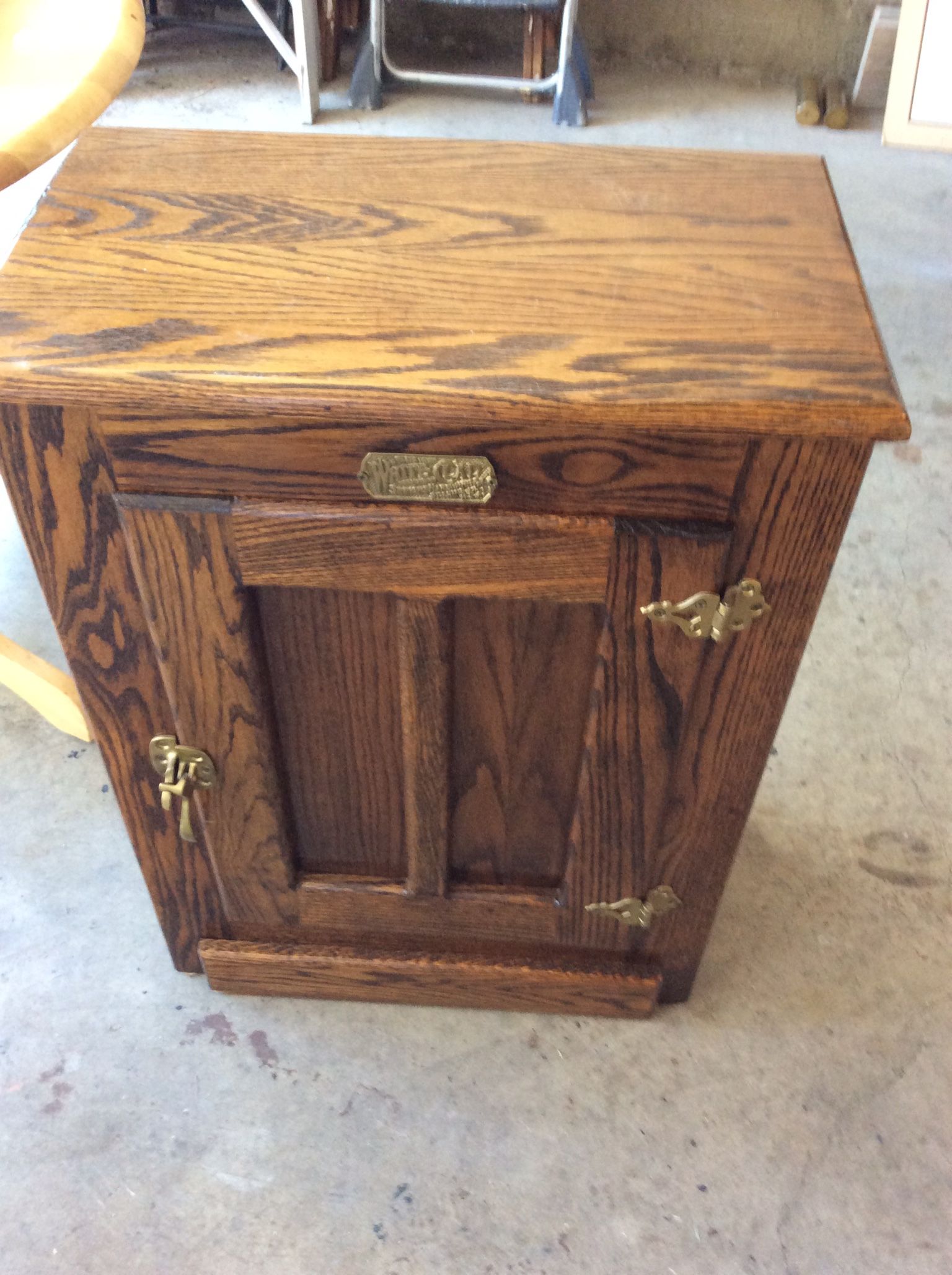 White Clad Solid Oak Hamper/Trash Can Holder