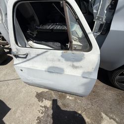 77 c10 Doors 