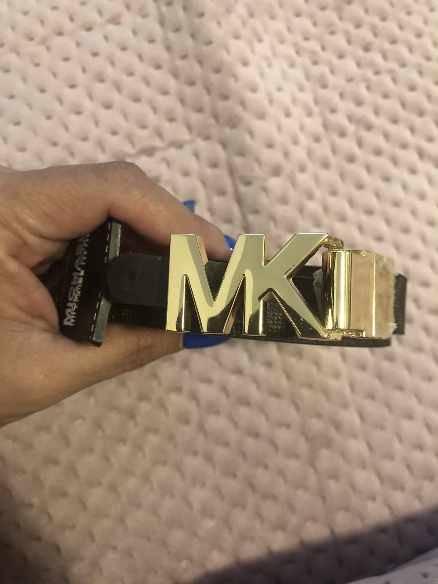 New women’s Michael Kors Reversible belt size medium