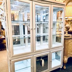 AICO By Michael Amini MELROSE PLAZA China CABINET