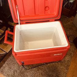 Vintage Marlboro heating cooling f ft pod beverage cooler travel tailgate camping outdoor 12v car plug in