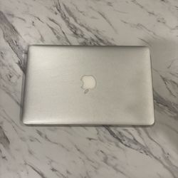 MacBook Air (11 Inch Mid 