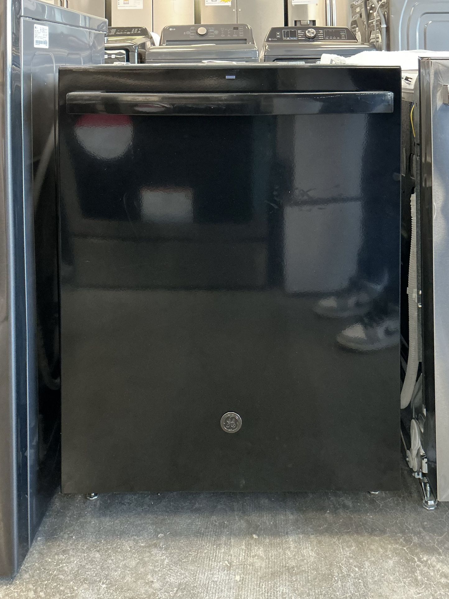 GE 24 inch Tall Tub Black Dishwasher w/3rd Rack 50 dBA