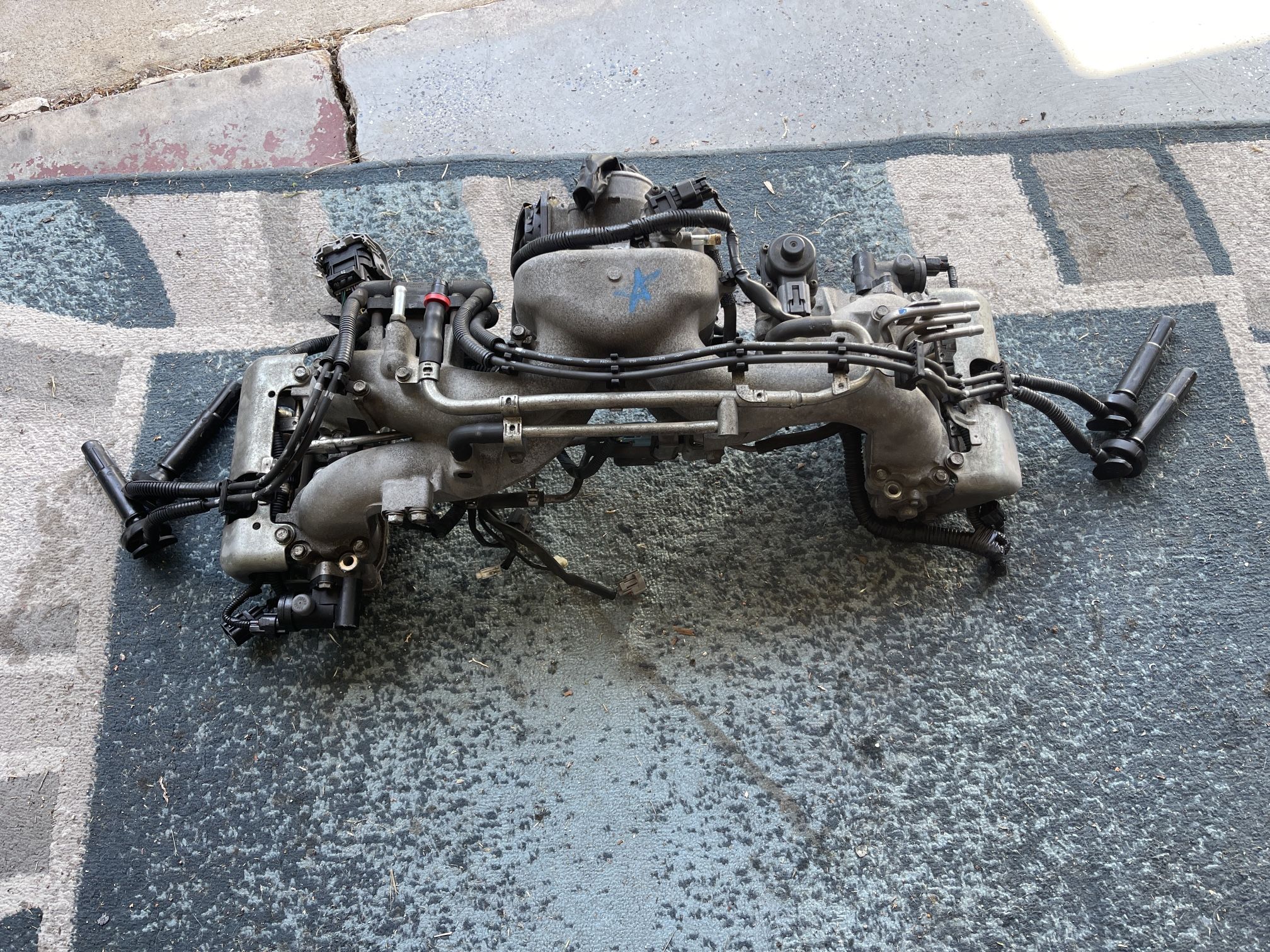 Subaru EJ20 Intake Manifold