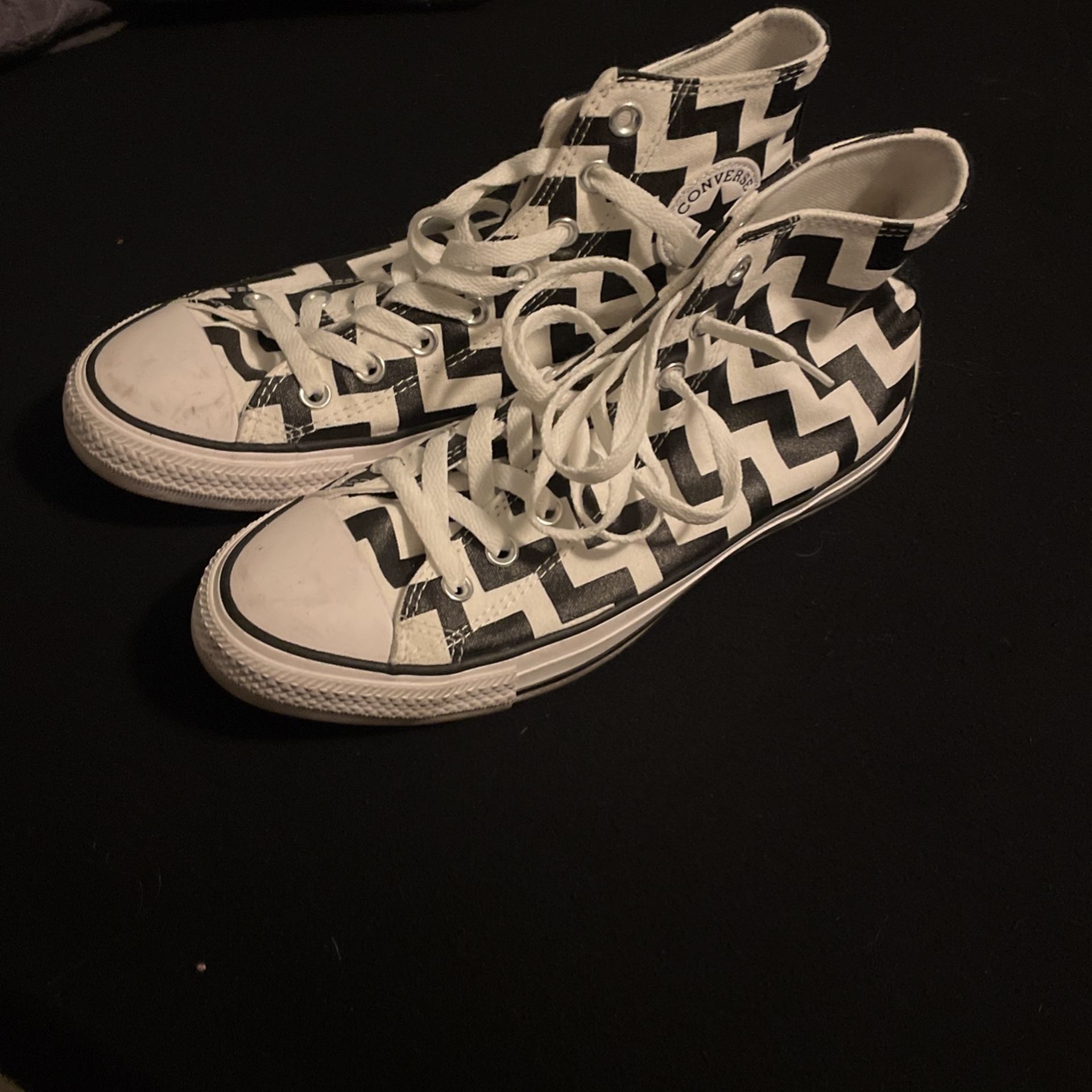 Converse High Tops, B&W Chevron, 10 Women’s