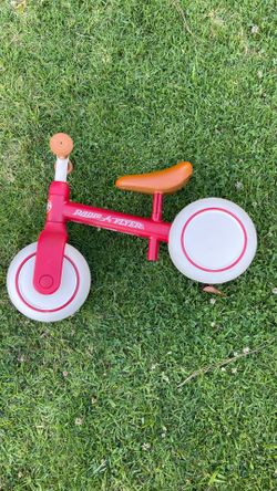 Radio Flyer Steady Start Balance Bike