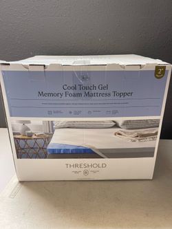King 2" Cool Touch Memory Foam Mattress Topper - Threshold