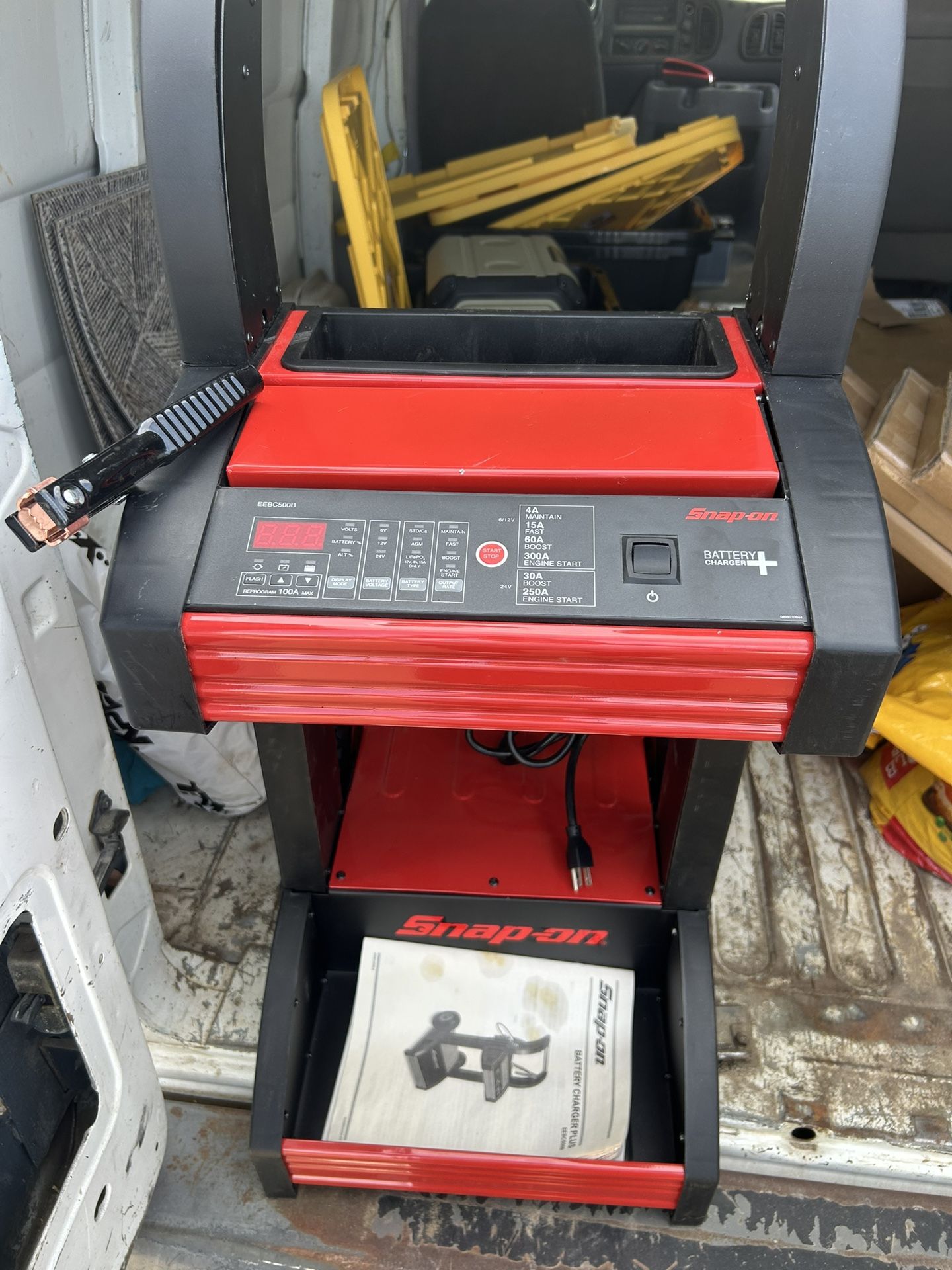 Snap On battery charger