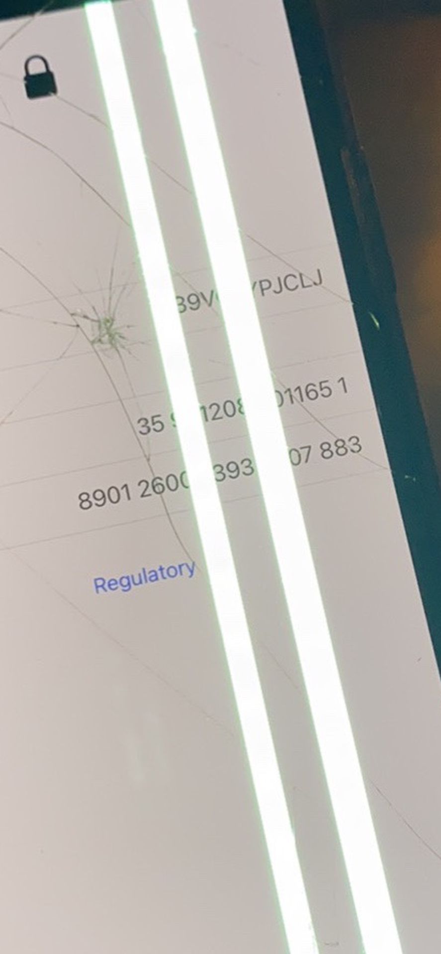 iPhone X - T-Mobile - 64GB BAD LCD CRACKED SCREEN