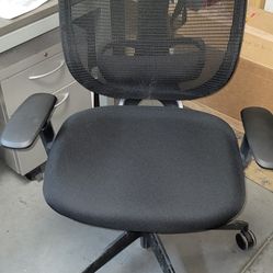 Teknion Sabrina Synchro- Tilt Ergonomic Chair - Black Discount Sale