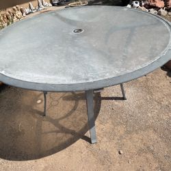 FREE-FREE round Table. No Chips No Cracks, Green And Color. Totally Free Pick Up Only. 