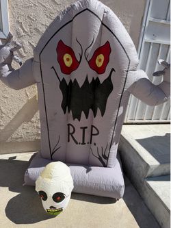 Inflatable tombstone $8