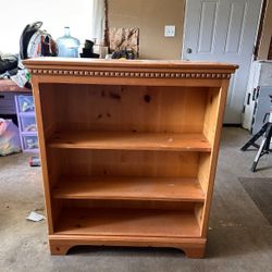 2 Bookshelves 