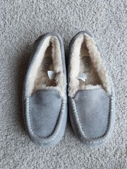 UGG Women's Ansley Moccasin Slippers Light Grey Suede Size 7 1106878 Comfort