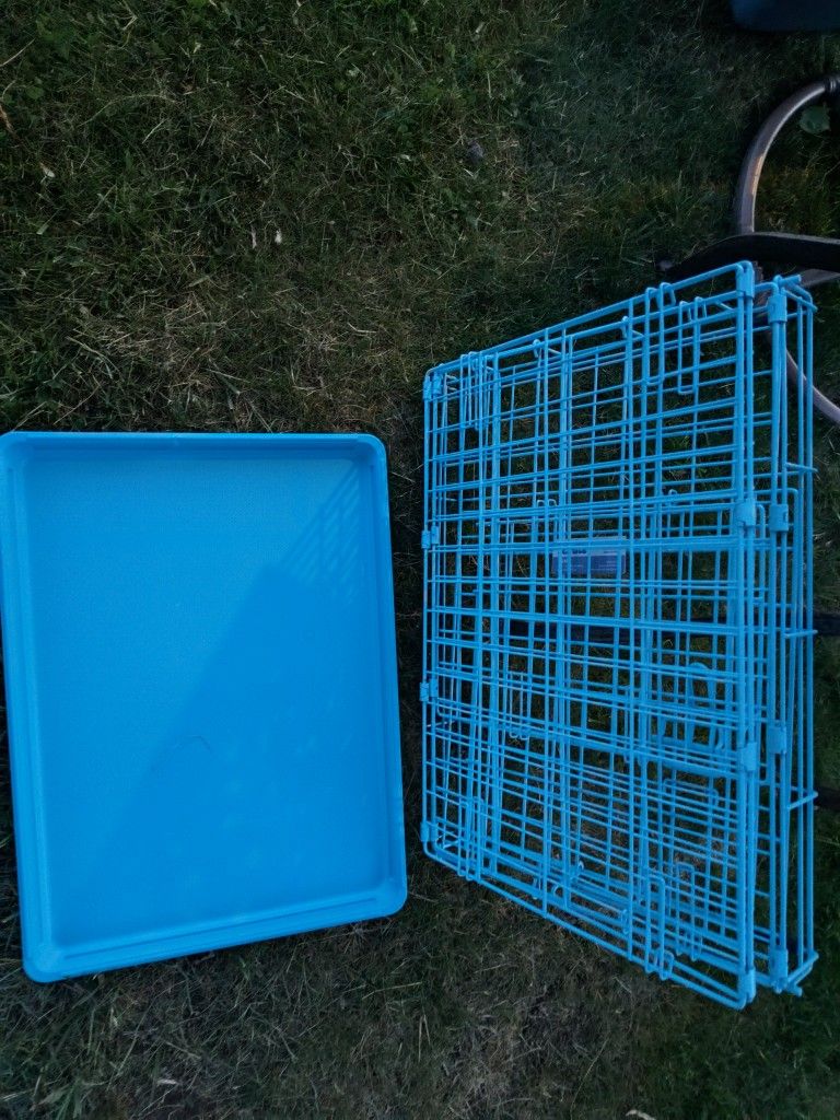 Light Baby Blue Dog Cage With Tray