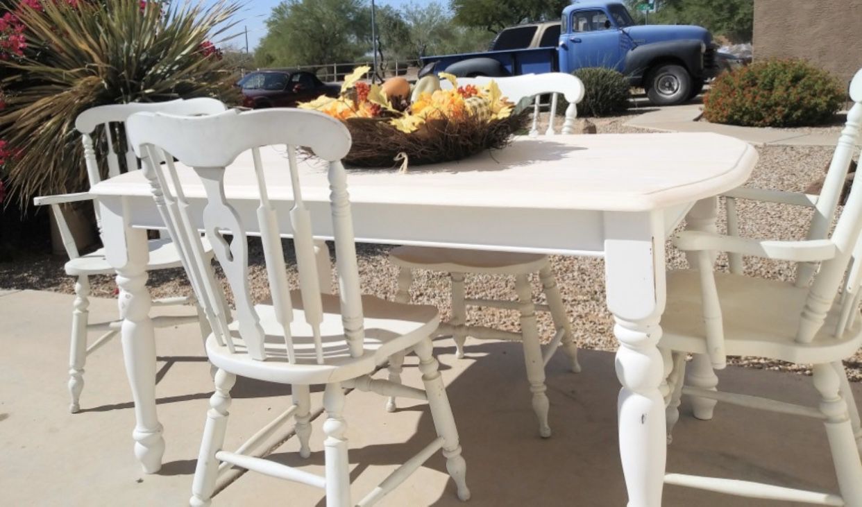 Farmhouse table with 4 chairs