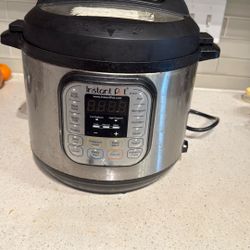 Move Out Sale ( Instant Pot)