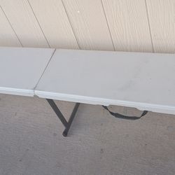 2 6ft benches
