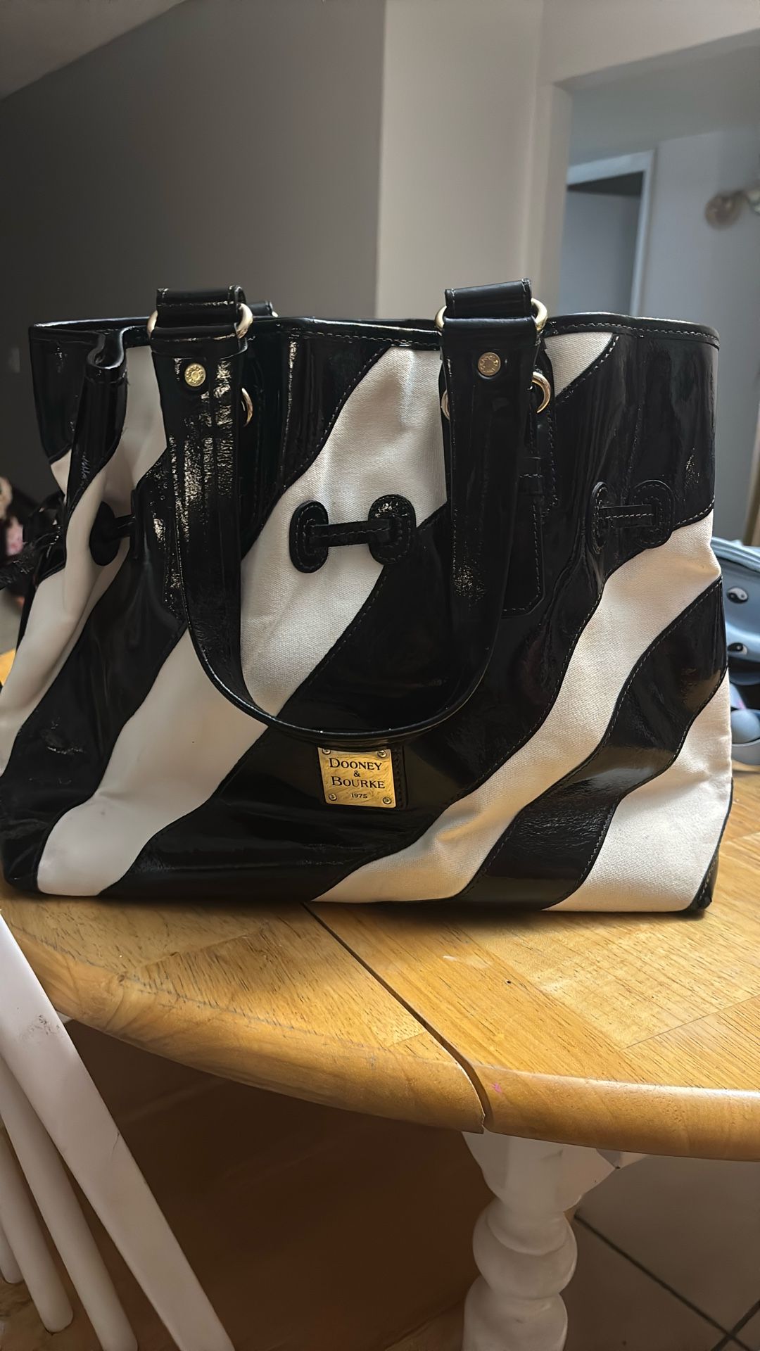 Dooney Bourke Purse Black And White