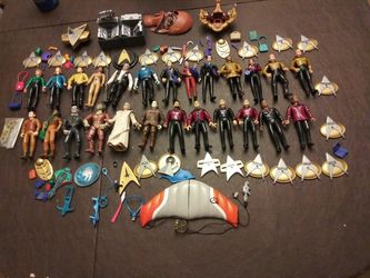 Lot of 1990s star trek action figurines