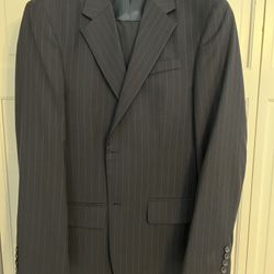 Geoffrey Beene Navy Pinstripe suit, Men’s 40L 100% Wool