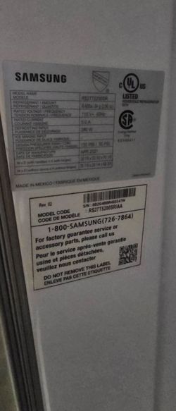 SAMSUNG REFRIGERATOR