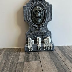 Plastic Halloween Grave Stone Grim Reaper Head