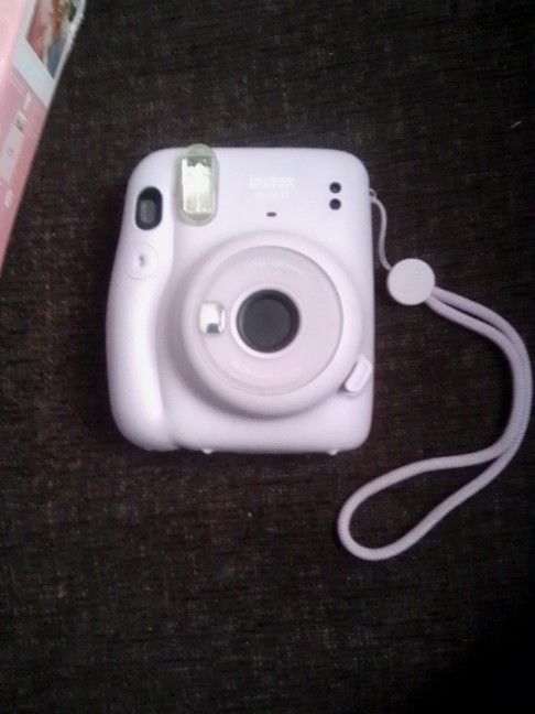 Instax Mini 11 Camera