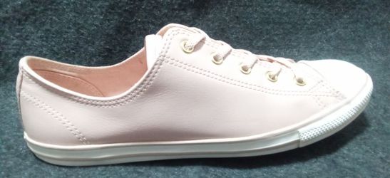 Converse All Stars  Low Top  Pink Leather. and Gold-Like New!