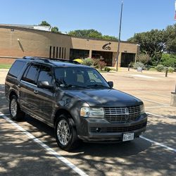 2011 Lincoln Navigator