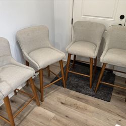 4 Counter Height Barstools