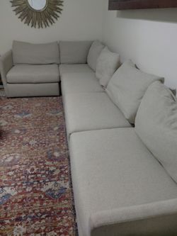 Bassett Furniture L-Shaped Modular Sectional
