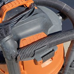 Vacuums Ridgid New Shop Vacuums 6 Gallon 9 Gallon 12 Gallon Mall Have Hoses And Attachments Very Nice In South Scottsdale (101 & E Thomas Rd)