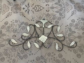 Glass / Metal Floral Wall Sculpture
