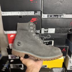 Timberland Premium Waterproof Boot Dark Grey Nubuck size 10 VNDS
