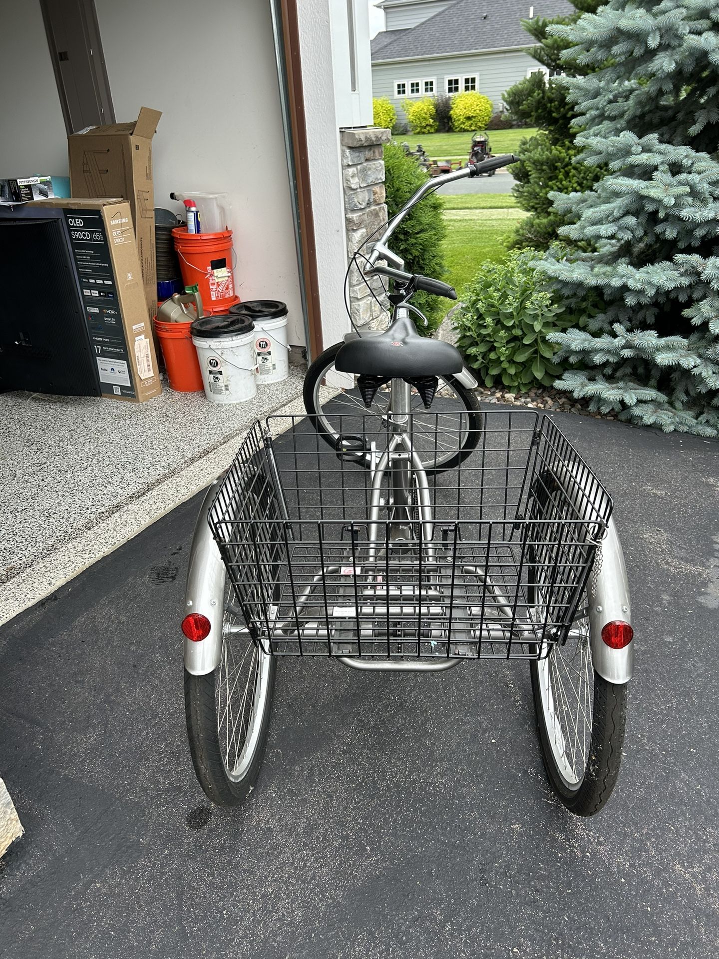 Schwinn Meridian Adult Tricycle