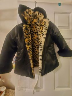 Black Patent leather animal print faux lining, reversible Size small 6