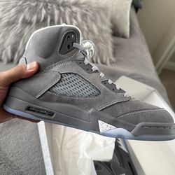 Wolf Grey Size 10