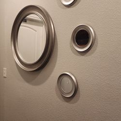 MIRROR/WALL ART