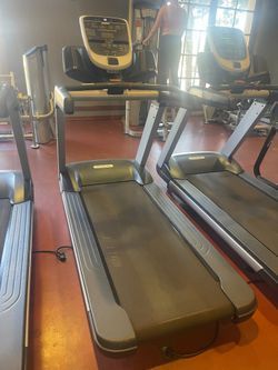 Precor 815 Treadmill BIG DISCOUNT!