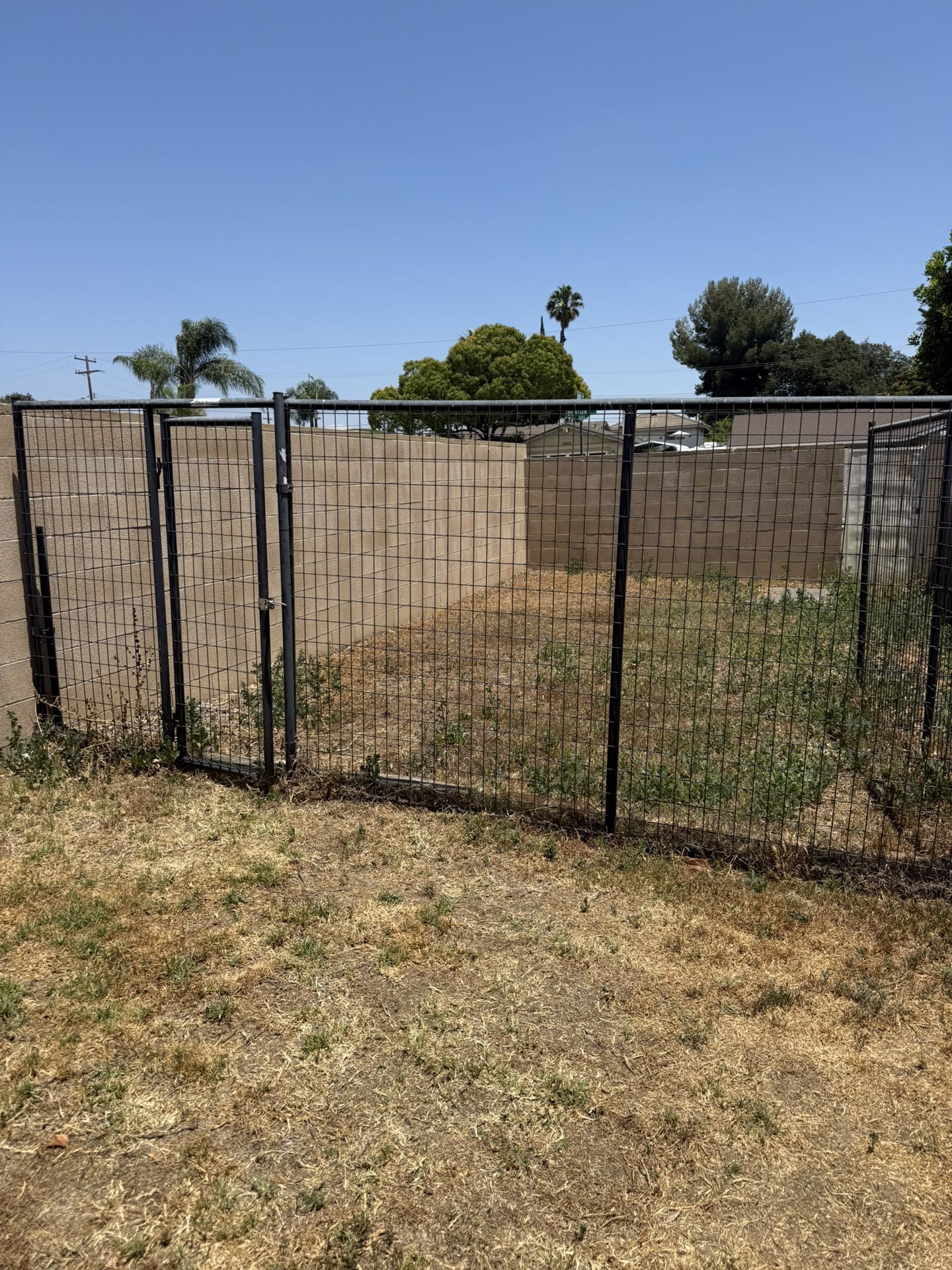 Dog Kennel 10’L x 5’W x 6’H