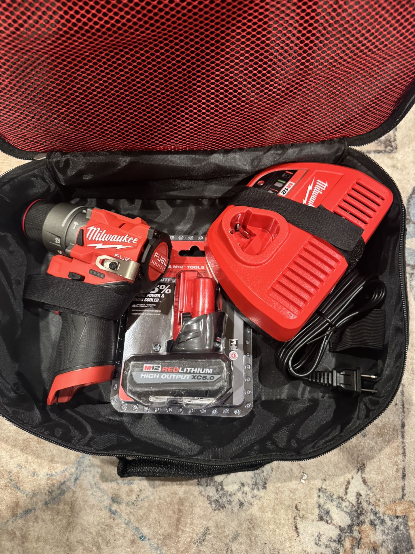 M12 Milwaukee 1/2 hammer drill with charger 5.0 battery And Tool Bag
